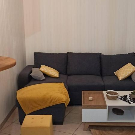 Petite Maison De Bourg Proche A84 Ducey-Les Cheris Luaran gambar