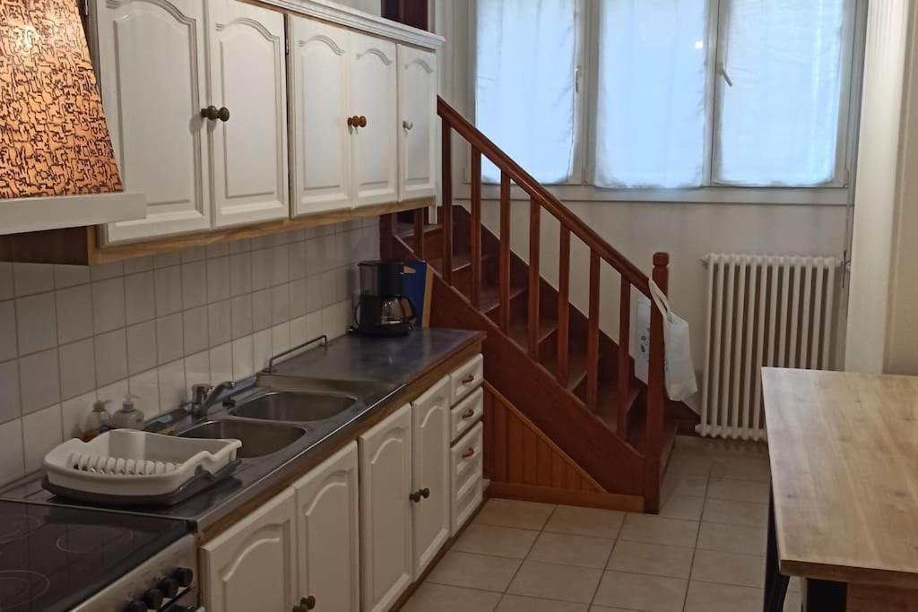 Petite Maison De Bourg Proche A84 Ducey-Les Cheris Luaran gambar